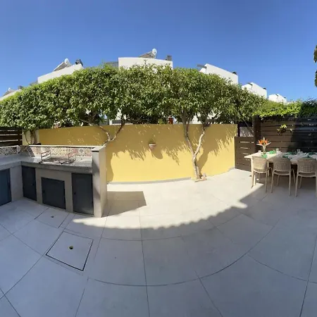 Lux Tavira Holiday فيلة